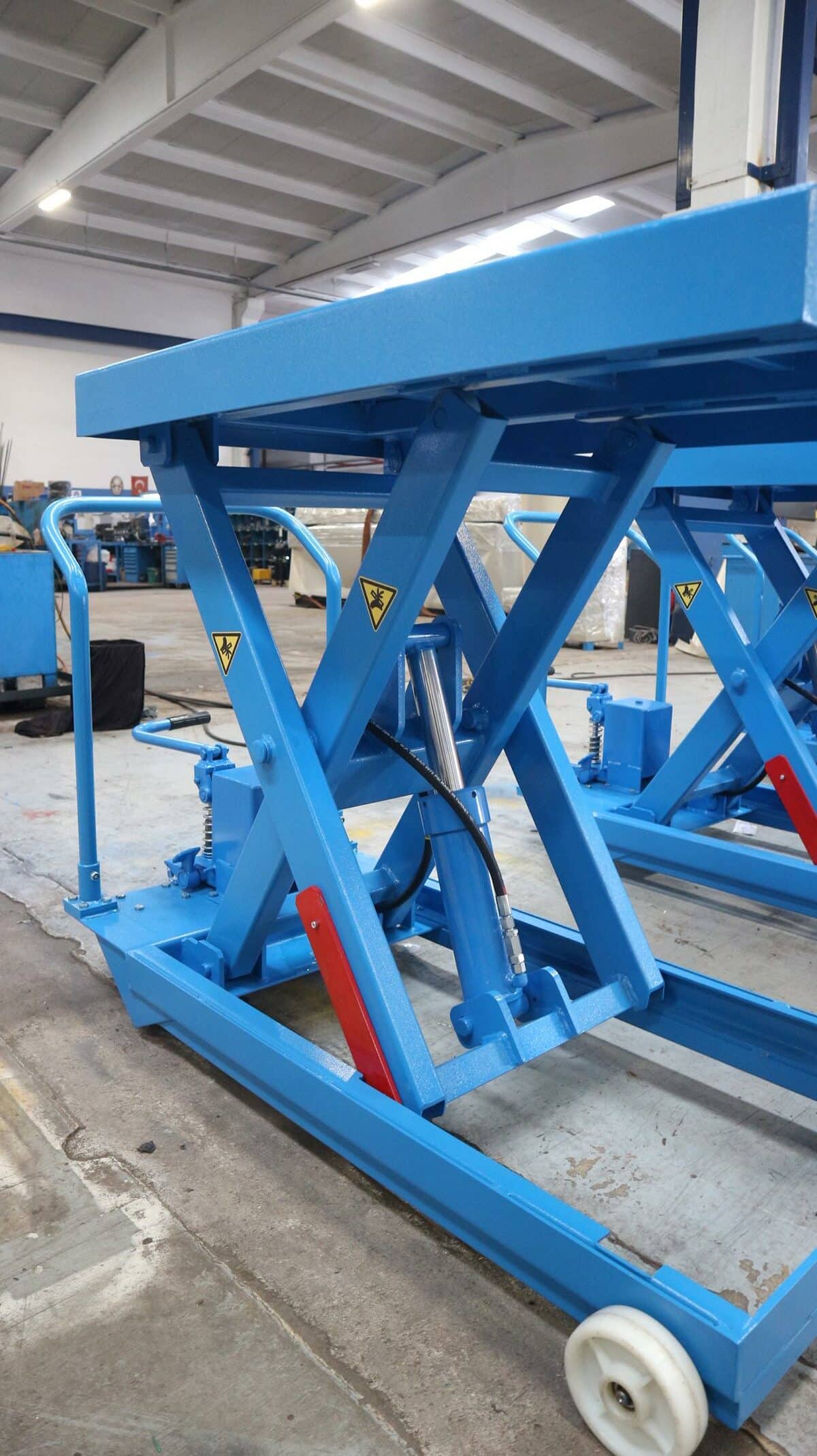 Lift table trolley for Euro pallets